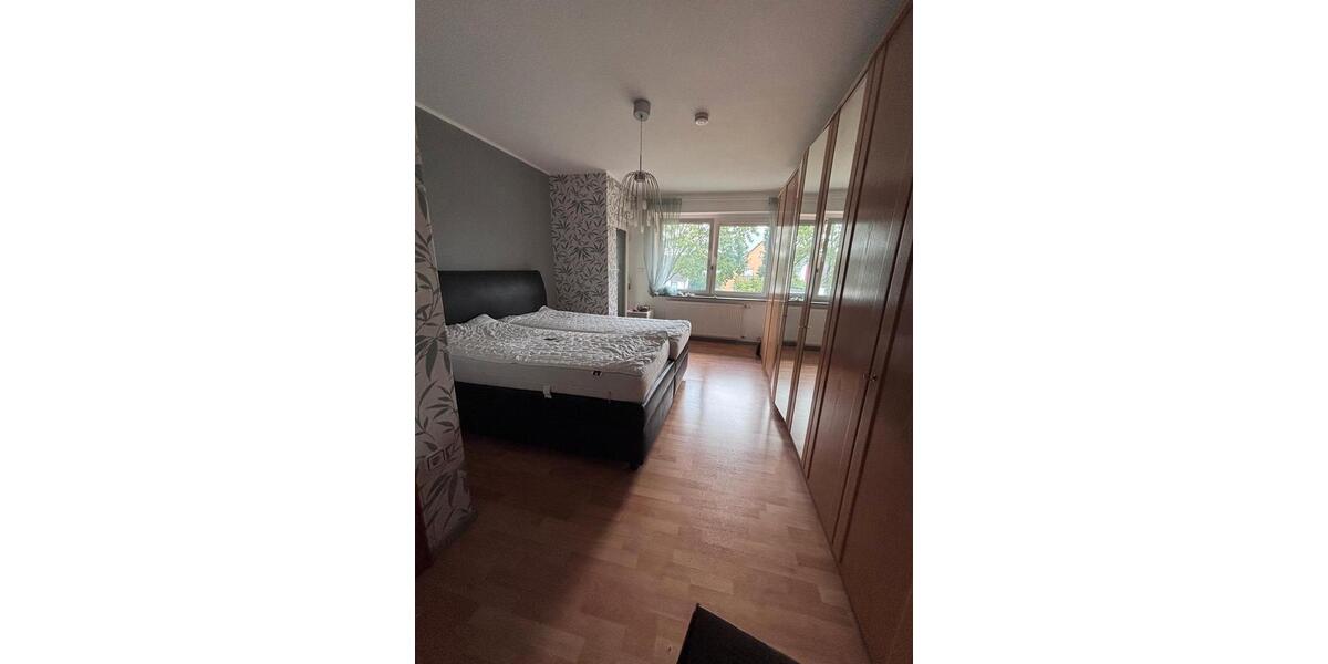 Reihenhaus Seelze - 6 Zimmer, 150 m&sup2;, 399.000&euro; | Angebot:27301359
