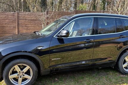 BMW X3 223.000 km 9.900 &euro; Garbsen 30823