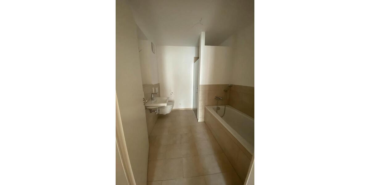 Etagenwohnung Langenhagen - 3 Zimmer, 103 m&sup2;, 1.175&euro; | Angebot:26479611
