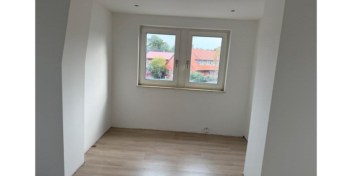 Dachgeschoßwohnung Steimbke - 4 Zimmer, 950&euro; | Angebot:22517876