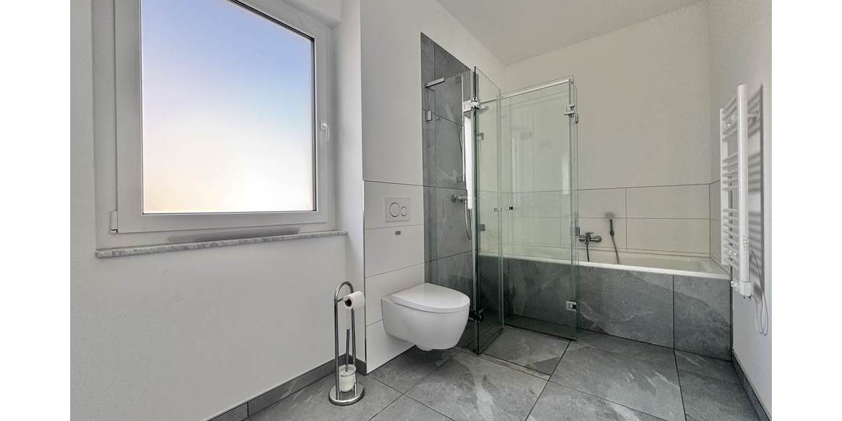 KFW-55 Wohnung mit Doppelgarage - Etagenwohnung Sarstedt Sarstedt | Angebot:26490838