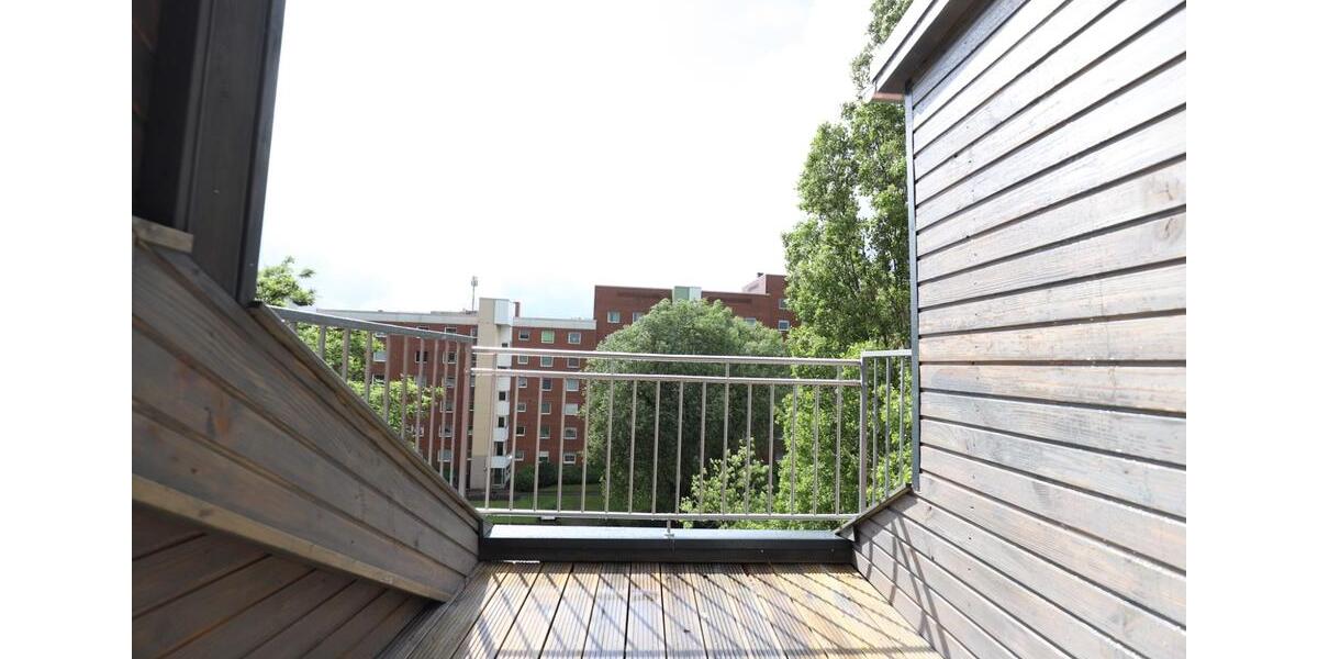 Dachgeschoßwohnung Hannover Bothfeld-Vahrenheide - 4 Zimmer, 84 m&sup2;, 209.000&euro; | Angebot:27122032