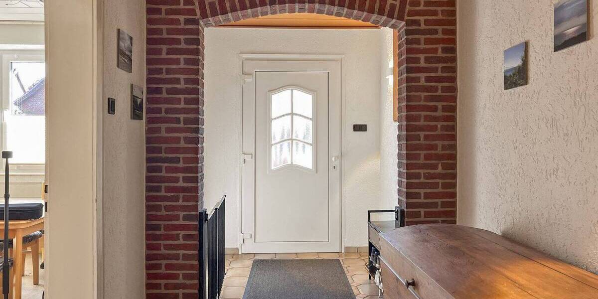 Einfamilienhaus Stadthagen - 1 Zimmer, 362 m&sup2;, 295.000&euro; | Angebot:26609022