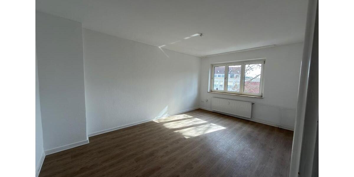 Etagenwohnung Hannover Herrenhausen-Stöcken - 3 Zimmer, 65 m&sup2;, 795&euro; | Angebot:25916452