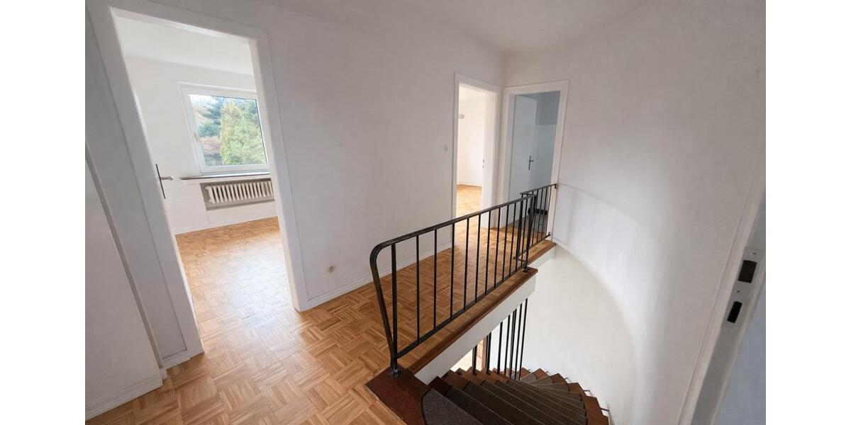 Einfamilienhaus Langenhagen Engelbostel - 5.5 Zimmer, 143 m&sup2;, 1.750&euro; | Angebot:26678424
