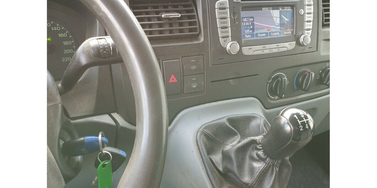 Ford Transit TDCI FT 300 HOCH 1 HAND NAVI AHK 155.000 km 2.200 &euro; Hannover 30179