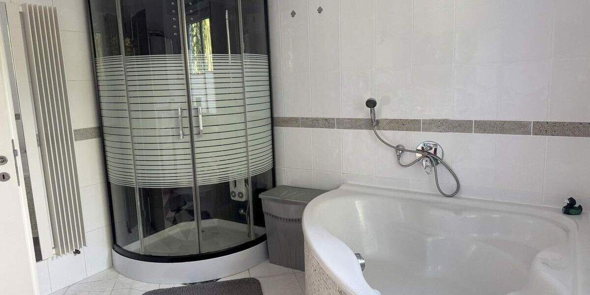 Einfamilienhaus Hannover Sahlkamp - 6 Zimmer, 212 m&sup2;, 699.000&euro; | Angebot:25742747