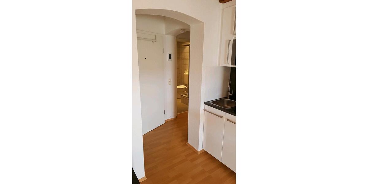Dachgeschoßwohnung Isernhagen - 1.5 Zimmer, 28 m&sup2;, 364&euro; | Angebot:25402888