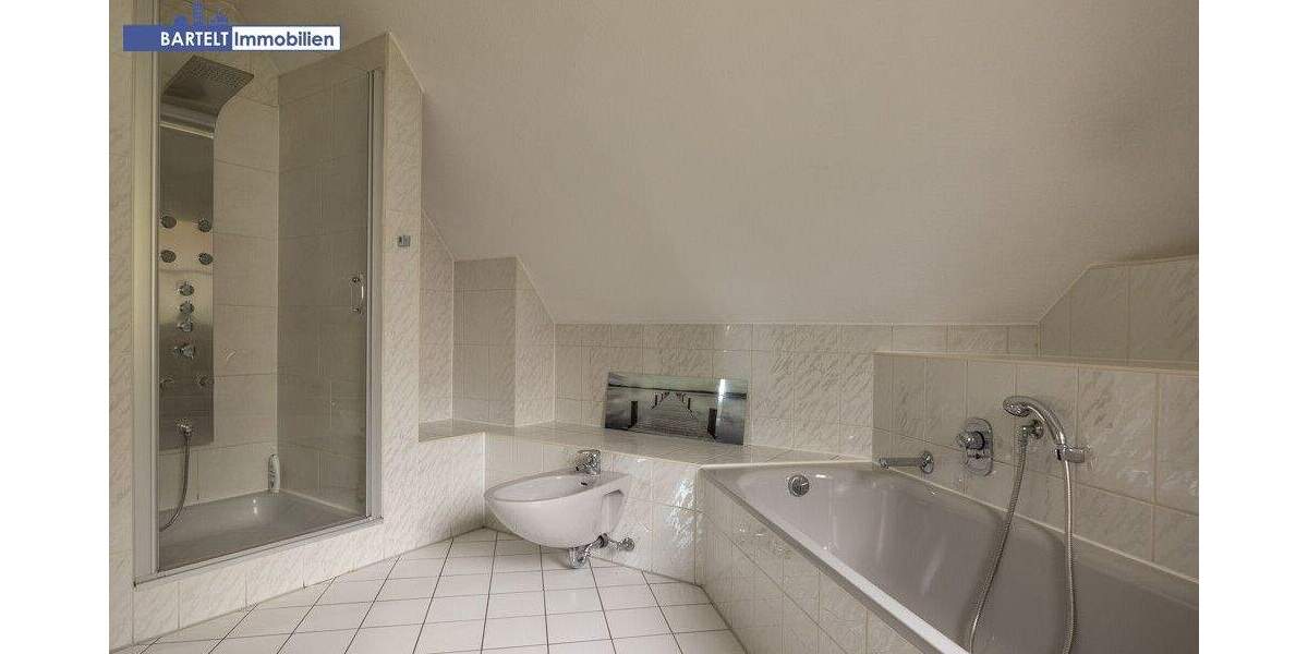 Einfamilienhaus Pattensen Jeinsen - 1 Zimmer, 233 m&sup2;, 569.900&euro; | Angebot:25662286