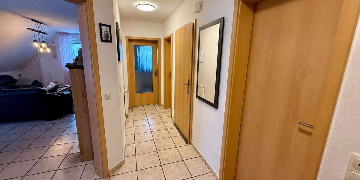 Mehrfamilienhaus, Wohnhaus Neustadt am Rübenberge Suttorf - 7 Zimmer, 180 m&sup2;, 430.000&euro; | Angebot:25699580