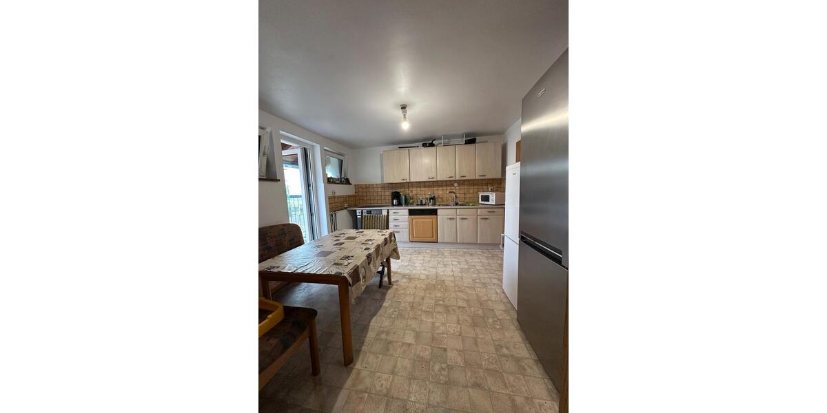 Erdgeschoßwohnung Seelze - 5 Zimmer, 140 m&sup2;, 1.480&euro; | Angebot:25711254