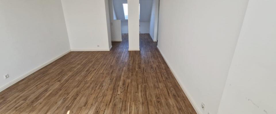 Dachgeschoßwohnung Hannover Buchholz-Kleefeld - 2.5 Zimmer, 56 m&sup2;, 159.000&euro; | Angebot:27489376