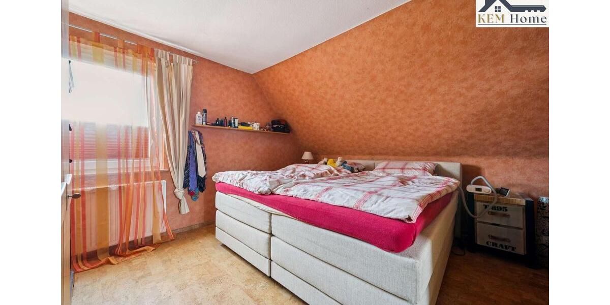 Einfamilienhaus Lauenau - 9 Zimmer, 2.000 m&sup2;, 2.250&euro; | Angebot:25869008