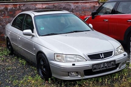 Honda Accord 122.222 km 800 &euro; Hannover 30880
