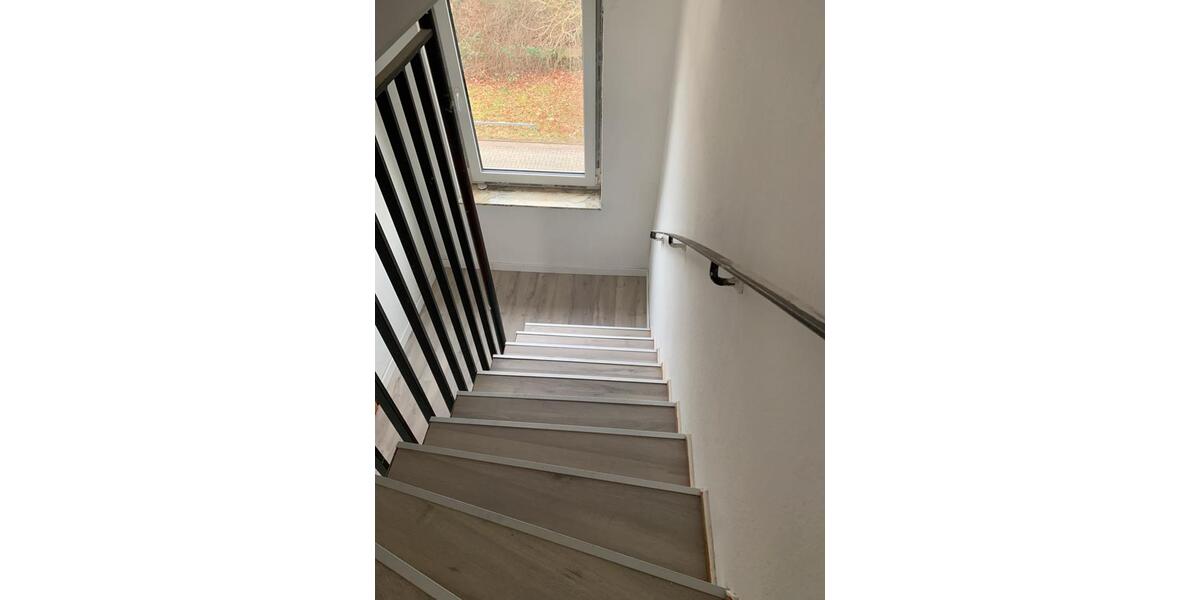 Etagenwohnung Hannover Döhren-Wülfel - 5 Zimmer, 160 m&sup2;, 1.850&euro; | Angebot:25756573