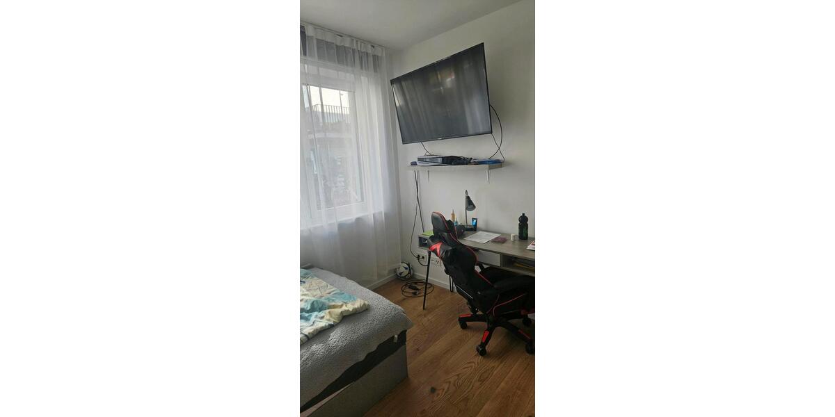 Erdgeschoßwohnung Burgdorf - 4 Zimmer, 107 m&sup2;, 1.350&euro; | Angebot:25378909