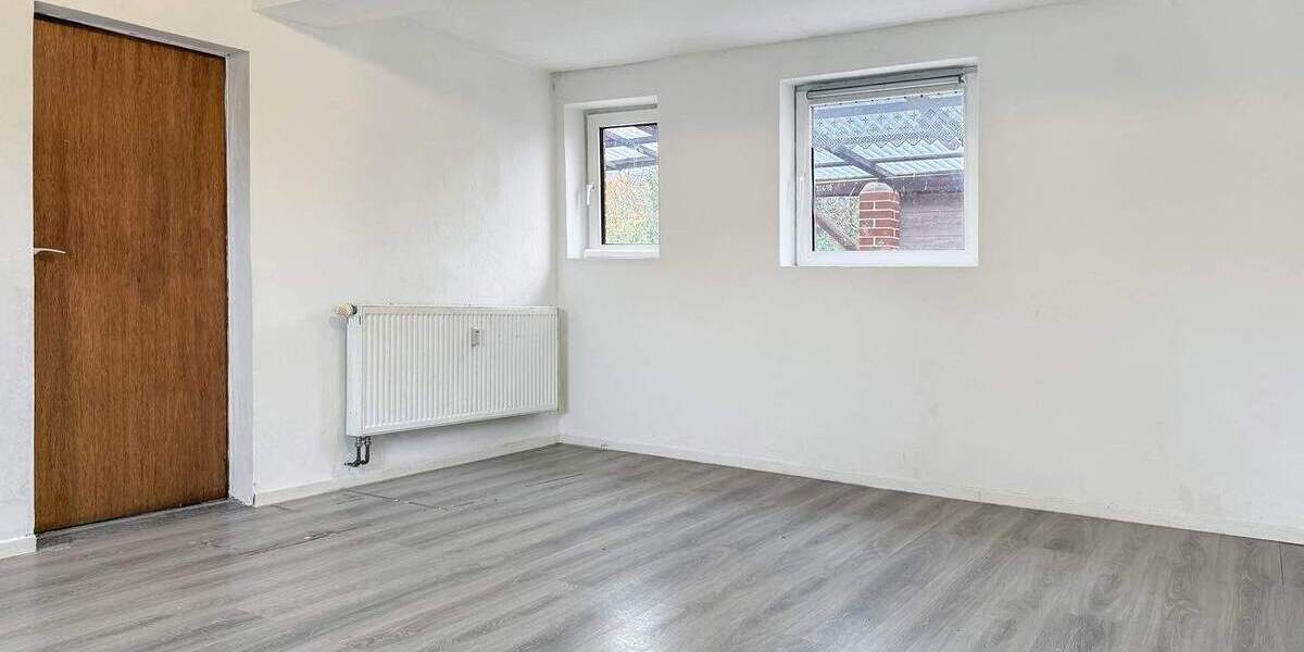 Mehrfamilienhaus, Wohnhaus Stadthagen - 8 Zimmer, 219 m&sup2;, 315.000&euro; | Angebot:25744192