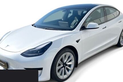 Tesla Model 3 84.123 km 26.400 &euro; Hannover 30519