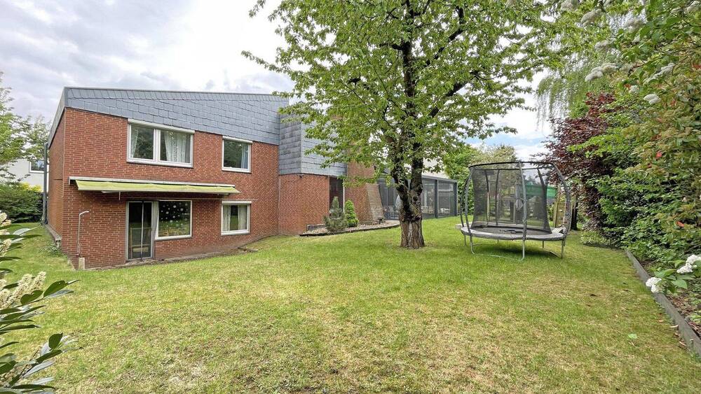 Einfamilienhaus Langenhagen Krähenwinkel - 9 Zimmer, 183 m&sup2;, 649.000&euro; | Angebot:26920106