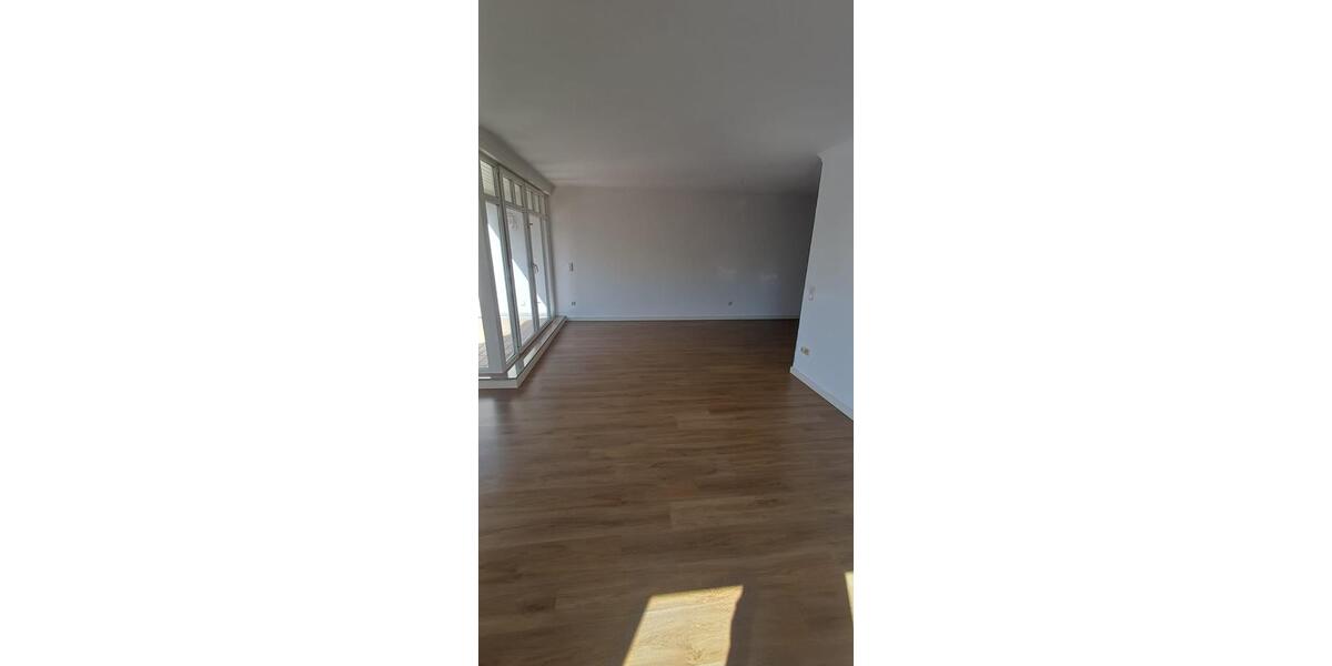 Etagenwohnung Langenhagen Engelbostel - 4 Zimmer, 120 m&sup2;, 1.440&euro; | Angebot:26365605