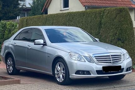 Mercedes-Benz E 220 287.000 km 7.990 &euro; Stadthagen 31655