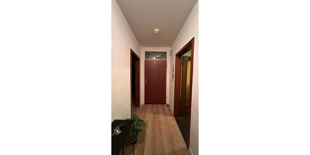 Etagenwohnung Hannover Herrenhausen-Stöcken - 3.5 Zimmer, 72 m&sup2;, 1.000&euro; | Angebot:26285956