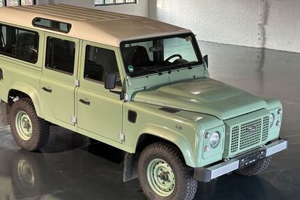 Land Rover Defender 17.220 km 92.999 &euro; Stadthagen 31655