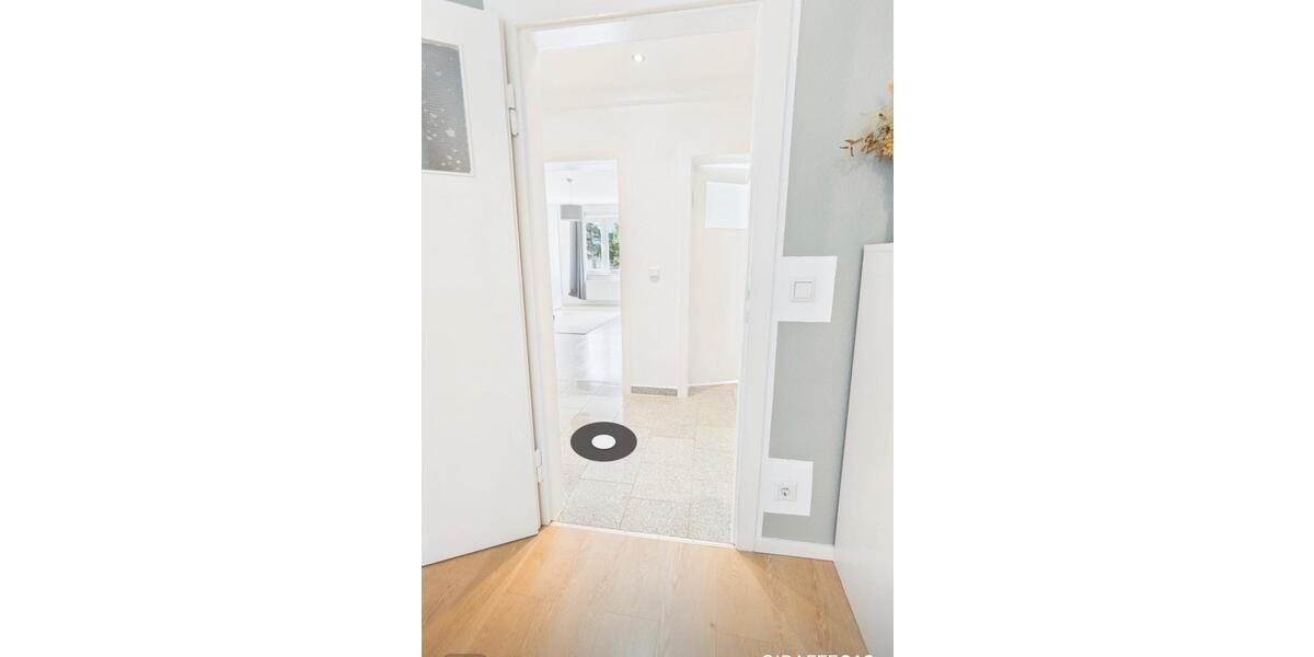 Etagenwohnung Hannover Vahrenwald-List - 4 Zimmer, 98 m&sup2;, 1.250&euro; | Angebot:25943324