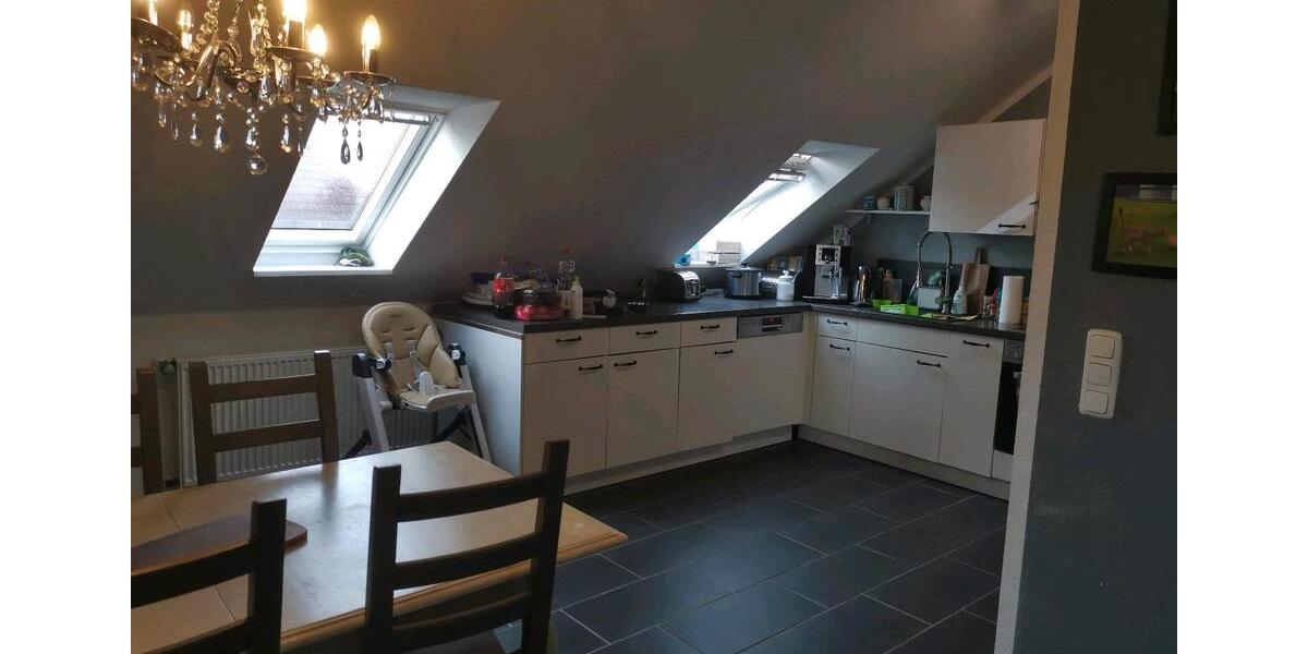 Dachgeschoßwohnung Neustadt am Rübenberge - 4 Zimmer, 97 m&sup2;, 700&euro; | Angebot:25909225