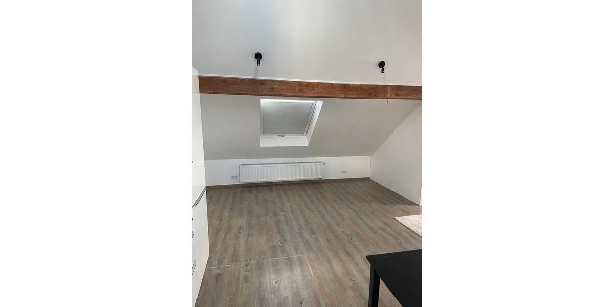 Dachgeschoßwohnung Lehrte - 1.5 Zimmer, 50 m&sup2;, 690&euro; | Angebot:25924402