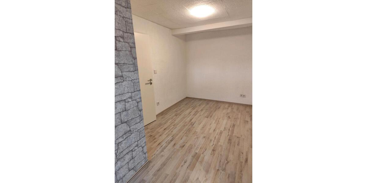 Dachgeschoßwohnung Seelze - 2 Zimmer, 43 m&sup2;, 660&euro; | Angebot:25894560