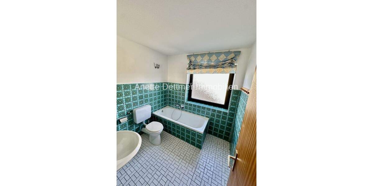 Doppelhaushälfte Burgwedel / Großburgwedel Großburgwedel - 8 Zimmer, 221 m&sup2;, 499.000&euro; | Angebot:25695309