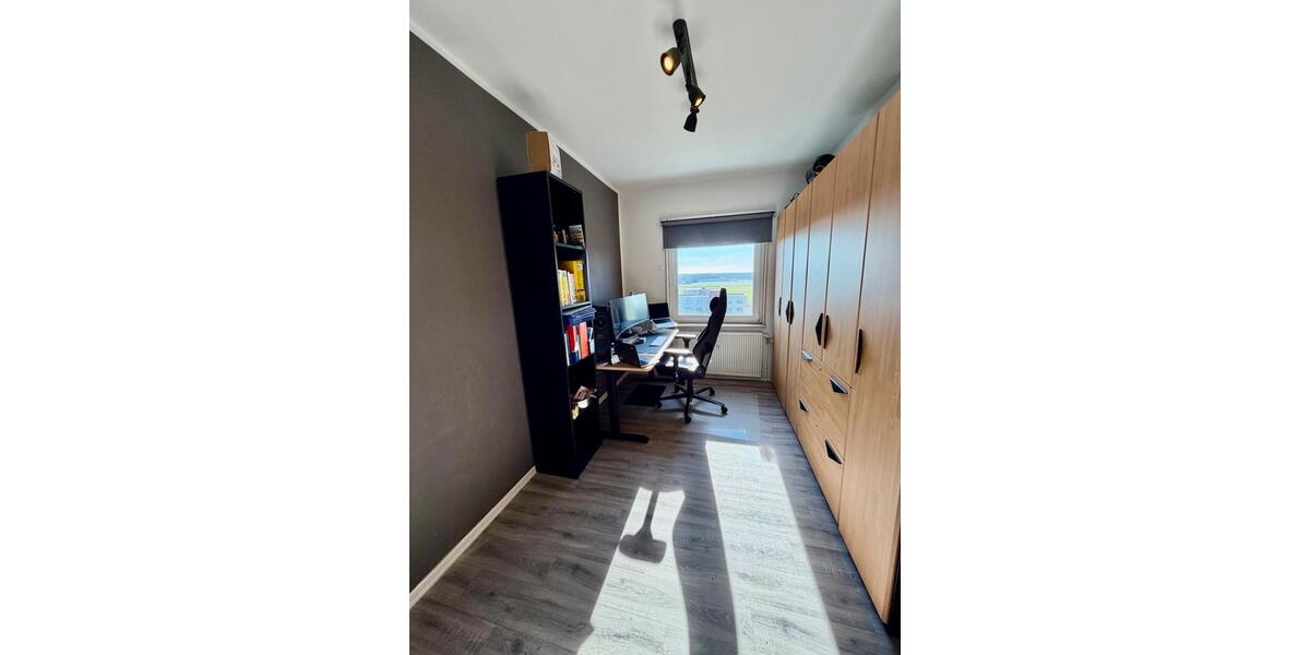 Etagenwohnung Burgdorf - 4 Zimmer, 93 m&sup2;, 875&euro; | Angebot:25825487