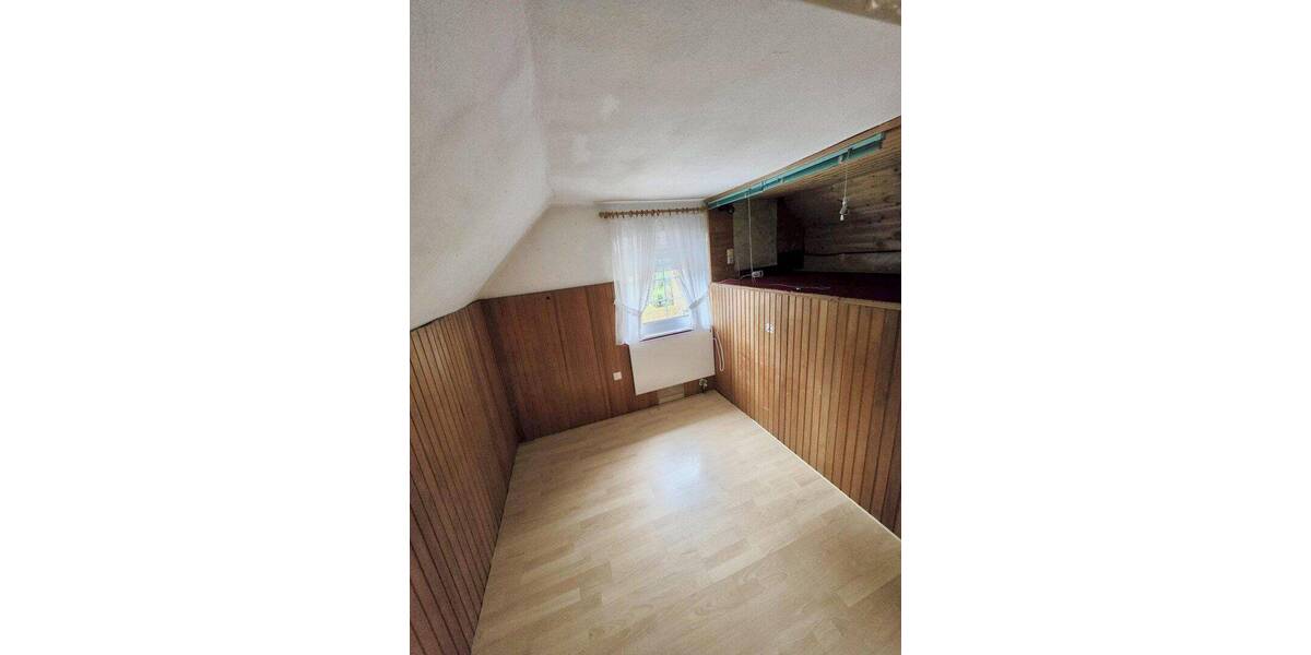 Etagenwohnung Lehrte - 3 Zimmer, 75 m&sup2;, 760&euro; | Angebot:26819966