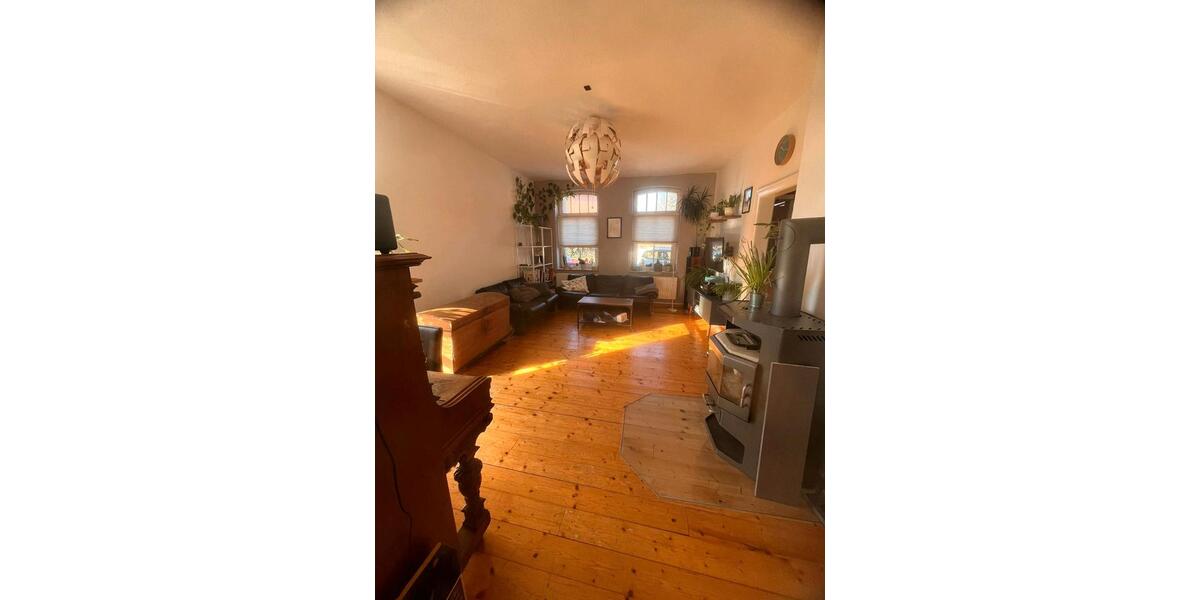 Bauernhaus, Landhaus Pattensen - 6 Zimmer, 140 m&sup2;, 1.000&euro; | Angebot:25302616