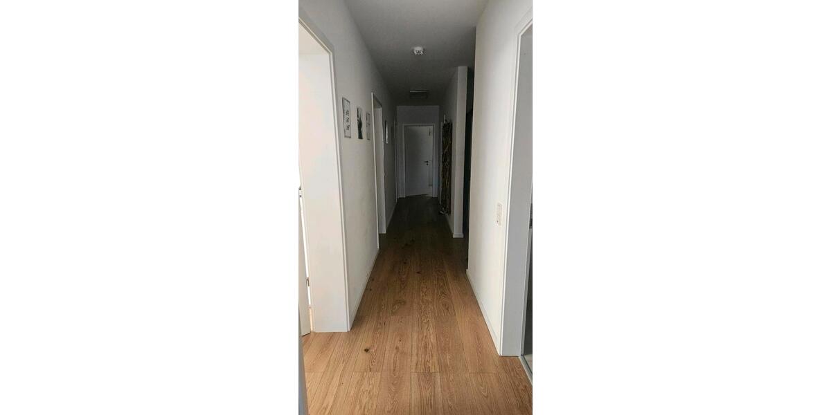 Erdgeschoßwohnung Burgdorf - 4 Zimmer, 107 m&sup2;, 1.350&euro; | Angebot:25378909