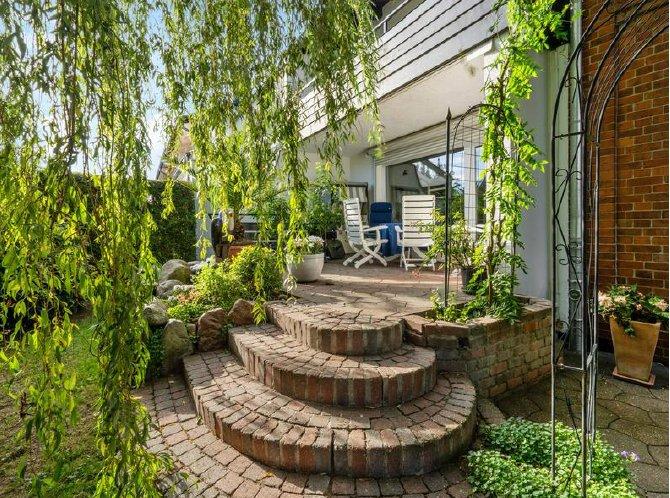 Erdgeschoßwohnung Wedemark - 5 Zimmer, 160 m&sup2;, 1.680&euro; | Angebot:26062868