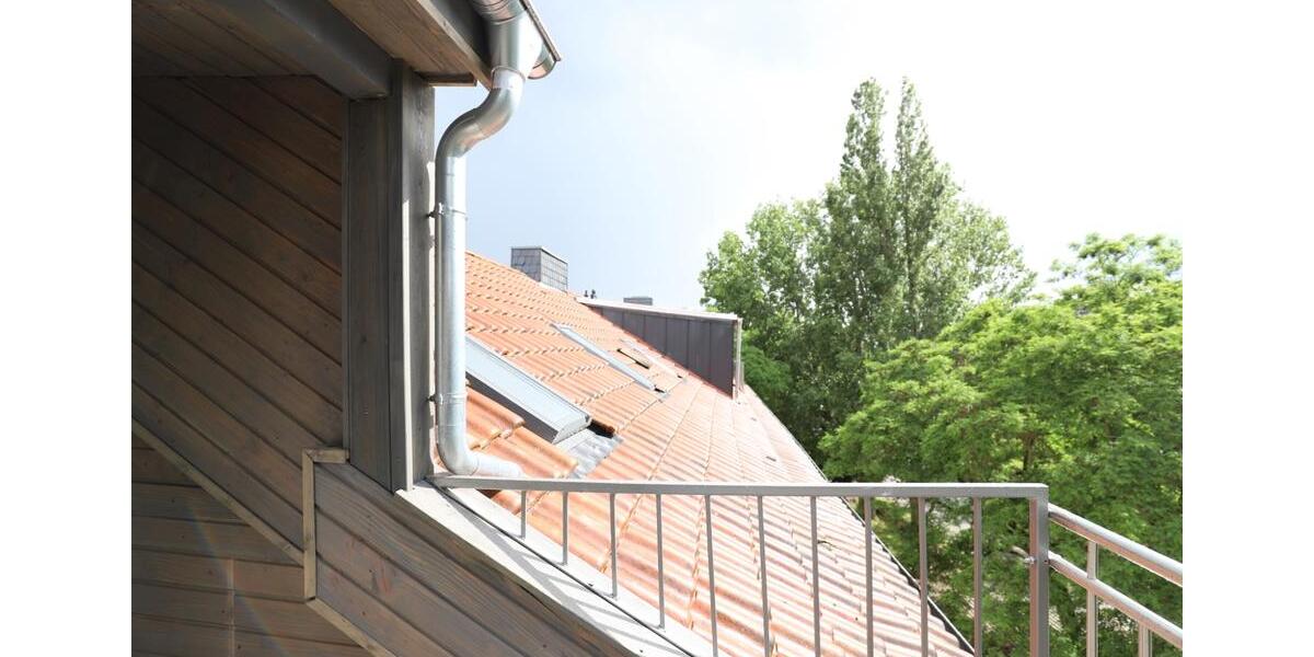 Dachgeschoßwohnung Hannover Bothfeld-Vahrenheide - 4 Zimmer, 84 m&sup2;, 209.000&euro; | Angebot:27122032