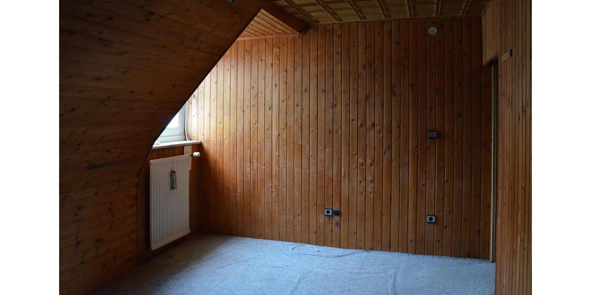 Einfamilienhaus Langenhagen Brink - 9 Zimmer, 270 m&sup2;, 540.000&euro; | Angebot:25640648