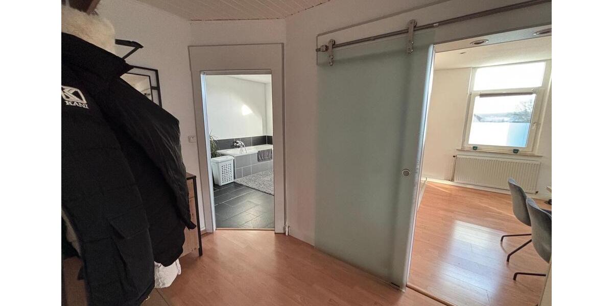 Etagenwohnung Langenhagen Brink - 2 Zimmer, 65 m&sup2;, 610&euro; | Angebot:25588649