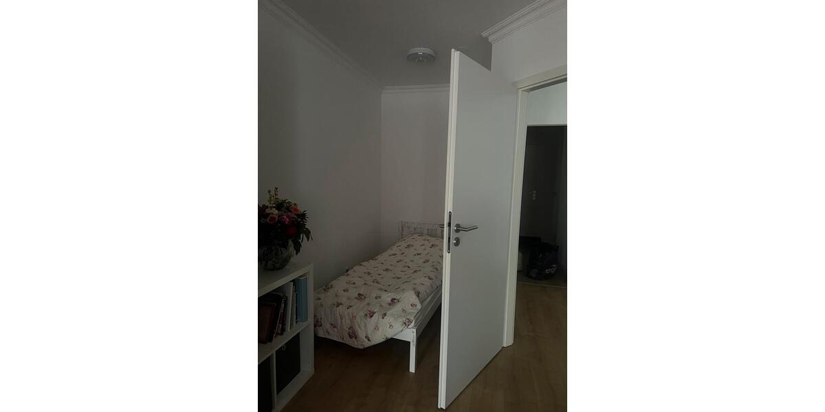 Einfamilienhaus Hannover Linden-Limmer - 3 Zimmer, 84 m&sup2;, 500&euro; | Angebot:26096407
