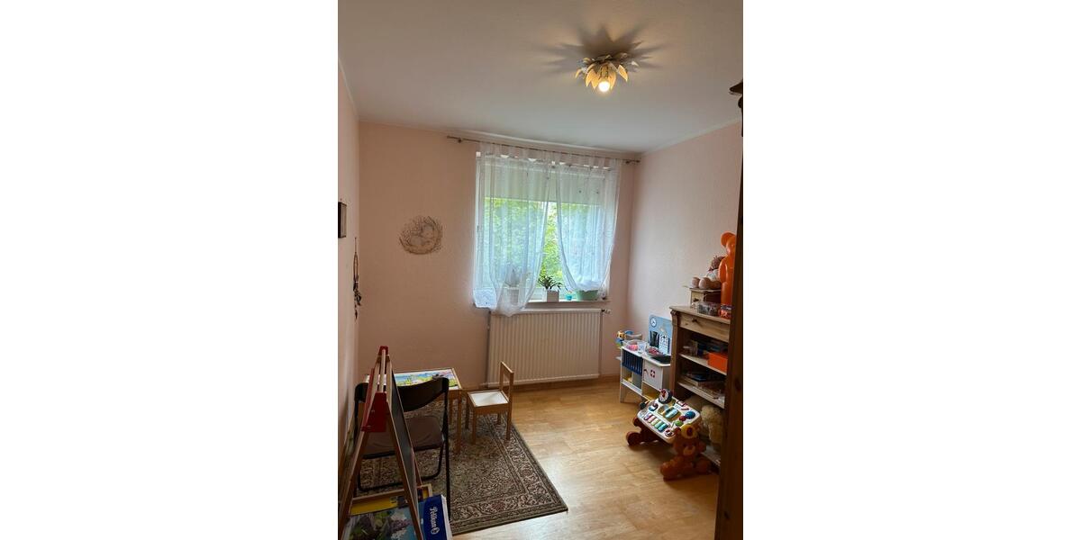 Erdgeschoßwohnung Hannover Döhren-Wülfel - 4 Zimmer, 90 m&sup2;, 1.400&euro; | Angebot:26412737