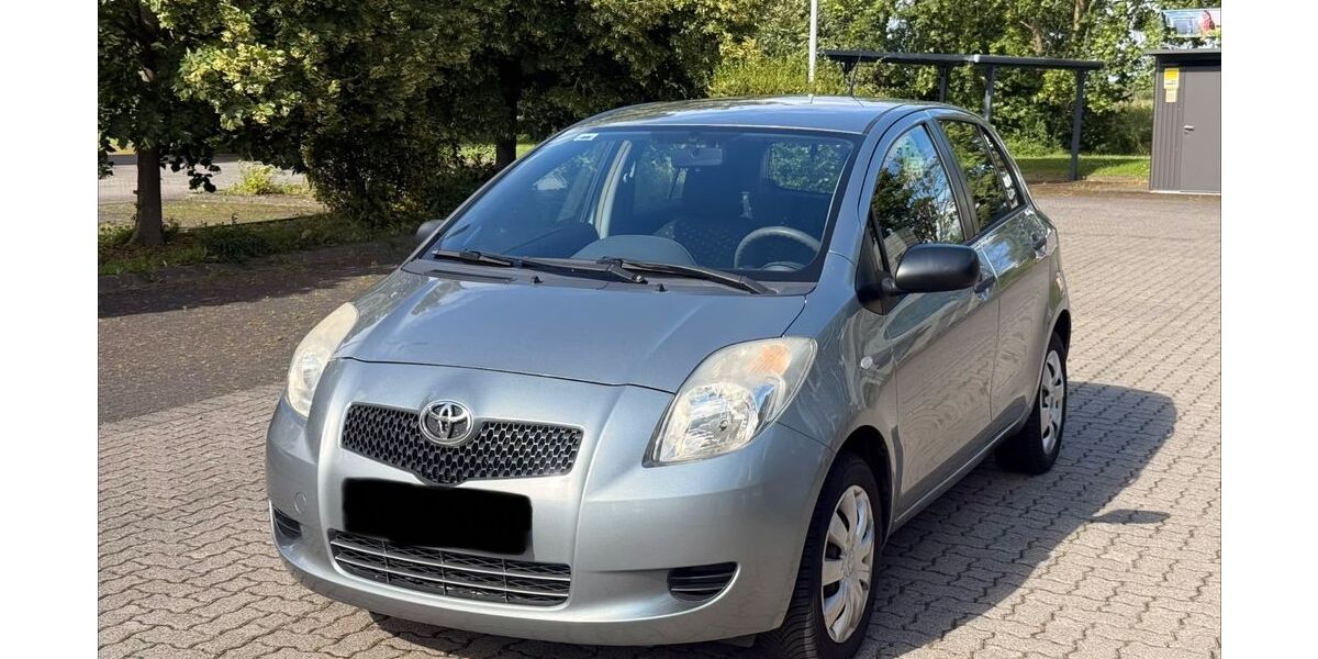 Toyota Yaris 174.647 km 2.190 &euro; Neustadt 31535
