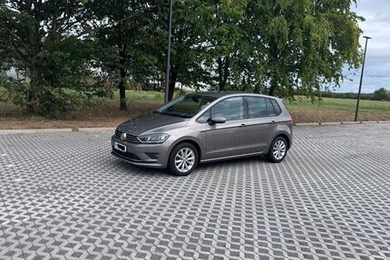 VW Golf Sportsvan 37.780 km 14.990 &euro; Garbsen 30826