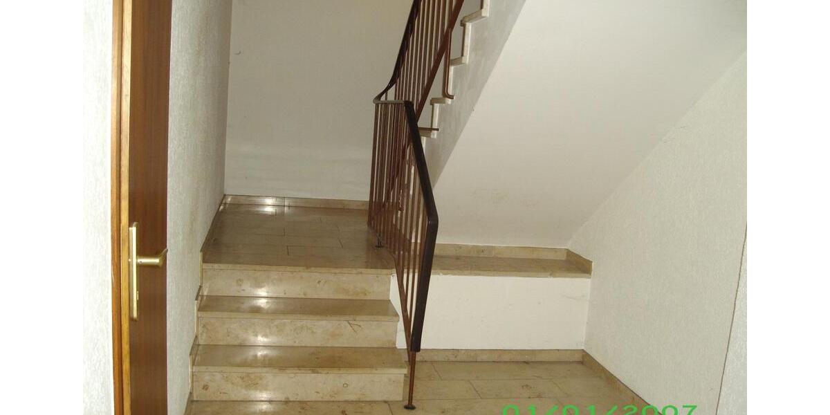 Etagenwohnung Bad Münder am Deister - 4 Zimmer, 120 m&sup2;, 600&euro; | Angebot:25613387