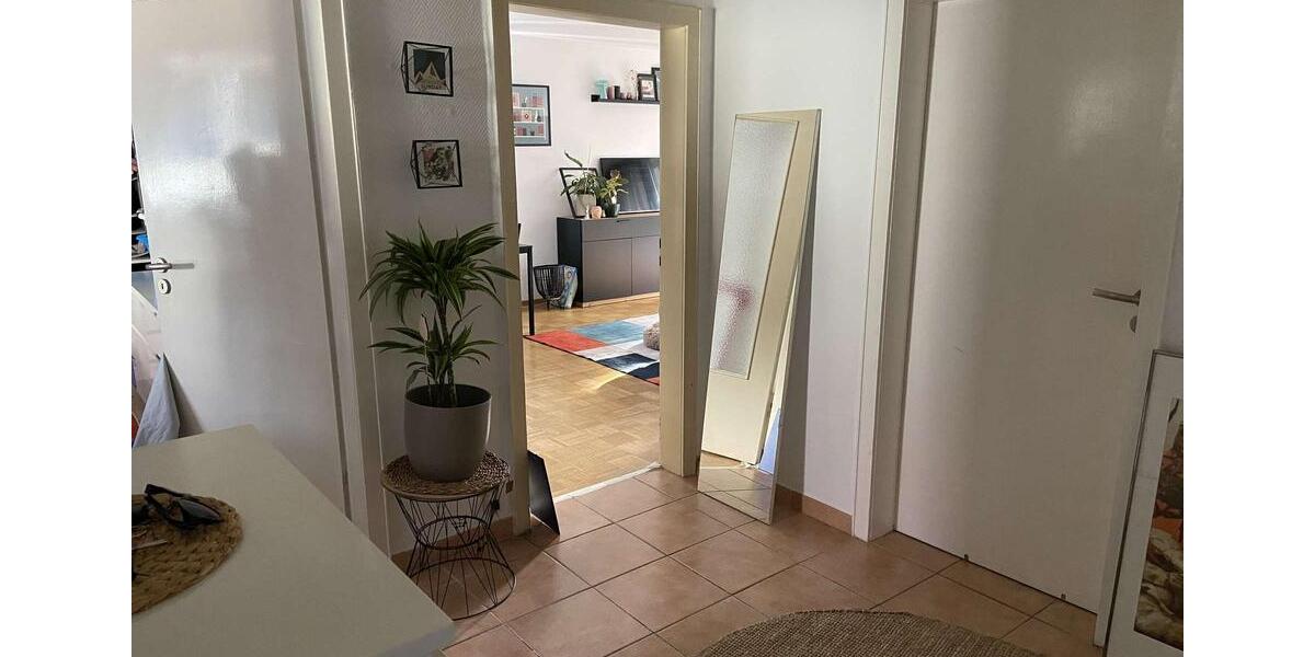 Etagenwohnung Hannover Herrenhausen-Stöcken - 3 Zimmer, 77 m&sup2;, 807&euro; | Angebot:26263960