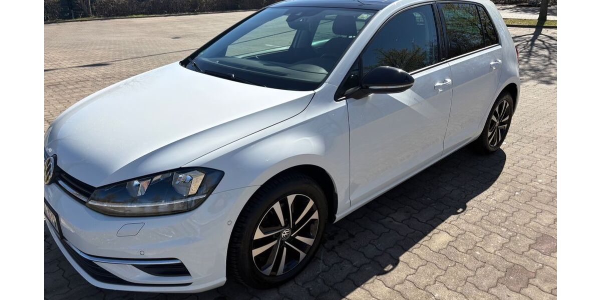 VW Golf 121.500 km 13.499 &euro; Wennigsen 30974