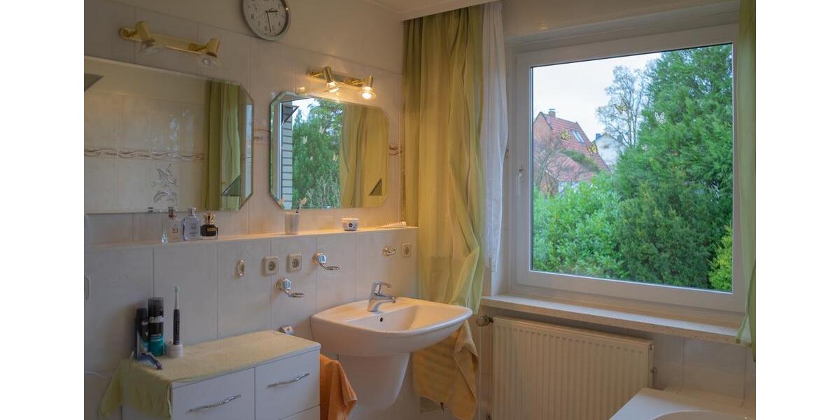 Mehrfamilienhaus, Wohnhaus Wedemark - 9 Zimmer, 310 m&sup2;, 469.000&euro; | Angebot:25935738