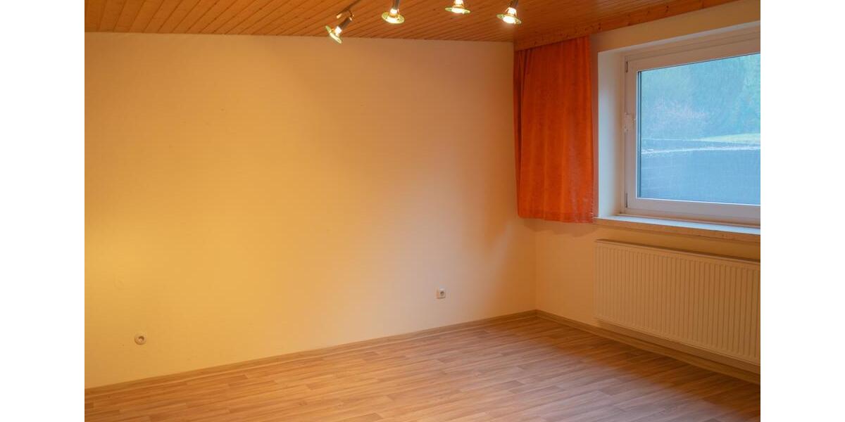 Mehrfamilienhaus, Wohnhaus Wedemark - 9 Zimmer, 310 m&sup2;, 469.000&euro; | Angebot:25935738