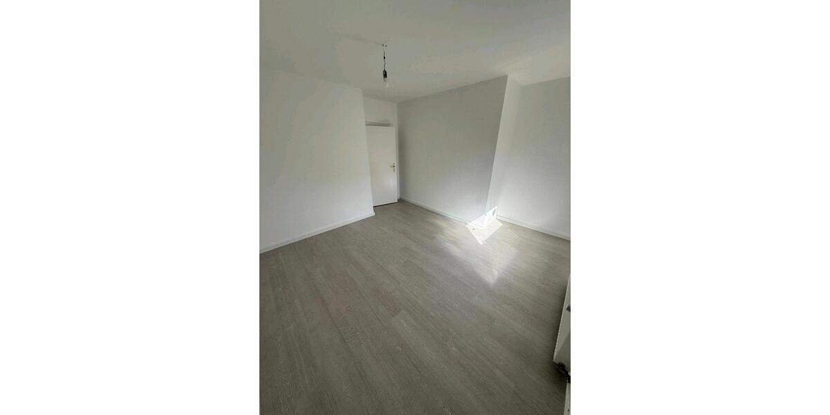 Etagenwohnung Hannover Buchholz-Kleefeld - 4 Zimmer, 100 m&sup2;, 1.600&euro; | Angebot:25962436